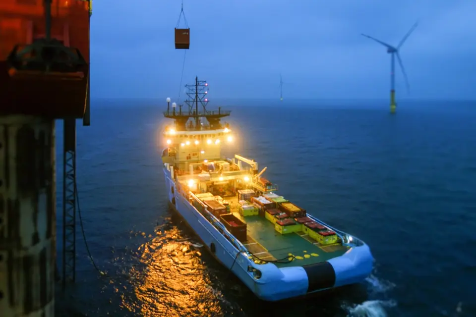 Offshore Containers